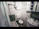  Virena - free grill: SA2(3), SA3(2+1) Makarska - Riviera Makarska  - Studio appartamento - SA3(2+1): il bagno con la toilette