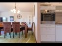 Appartamenti Duki - sea view: A1(4+1), A2(3+2) Makarska - Riviera Makarska  - Appartamento - A2(3+2): la cucina con la sala da pranzo