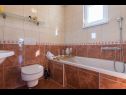 Appartamenti Duki - sea view: A1(4+1), A2(3+2) Makarska - Riviera Makarska  - Appartamento - A2(3+2): il bagno con la toilette