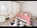 Appartamenti Angel - nice garden: A1(4), SA(2) Makarska - Riviera Makarska  - Appartamento - A1(4): la camera da letto