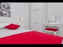 Appartamenti Smi - 250 m from sea: A1 juzni(2+1), A2 sjeverni(2+1), A3(4) Makarska - Riviera Makarska  - Appartamento - A1 juzni(2+1): la camera da letto