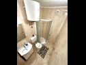 Appartamenti Bogomir - 80 m from beach: A1(4+1) Podgora - Riviera Makarska  - Appartamento - A1(4+1): il bagno con la toilette