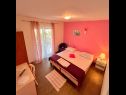 Appartamenti Bogomir - 80 m from beach: A1(4+1) Podgora - Riviera Makarska  - Appartamento - A1(4+1): la camera da letto