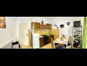Appartamenti Bogomir - 80 m from beach: A1(4+1) Podgora - Riviera Makarska  - Appartamento - A1(4+1): la cucina con la sala da pranzo