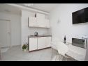 Appartamenti Maja - 100 from the beach: A1- Galebovo krilo (2+2), A2-Uzorita (2+2), SA1(2) Podgora - Riviera Makarska  - Studio appartamento - SA1(2): la cucina