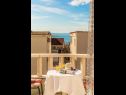 Appartamenti e camere Happiness - 70m to the beach: A2(4), SA3(2), R4(2), R5(2), R6(2), R7(2) Tucepi - Riviera Makarska  - Camera - R5(2): lo sguardo dalla terrazza