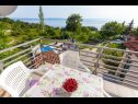 Casa vacanza Tonci - comfortable & surrounded by nature: H(8+2) Tucepi - Riviera Makarska  - Croazia - H(8+2): la terrazza