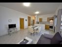 Appartamenti Ivo - with pool: A1(6+1) Tucepi - Riviera Makarska  - Appartamento - A1(6+1): il soggiorno