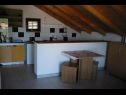 Appartamenti Marija - 20 m from beach : A1(2+3), A3(2+2), A4(2+2), SA5(2+1) Betina - Isola di Murter  - Studio appartamento - SA5(2+1): la cucina con la sala da pranzo