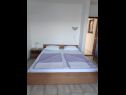 Appartamenti Marica - 10m from sea: SA2(2), A3(2), SA5(2), SA6(2), SA7(2) Tisno - Isola di Murter  - Appartamento - A3(2): la camera da letto