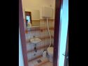 Appartamenti Bila - 15m from the sea: A1(6) Tisno - Isola di Murter  - Appartamento - A1(6): il bagno con la toilette