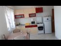 Appartamenti Vana - sea view A1(2+2), A2(2+2) Lokva Rogoznica - Riviera Omis  - Appartamento - A2(2+2): la cucina con la sala da pranzo