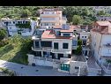 Appartamenti Iva - with beautiful view: A1(4+1) Omis - Riviera Omis  - la casa