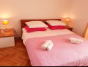 Appartamenti Zdravko - with parking : A1(4+1) Omis - Riviera Omis  - Appartamento - A1(4+1): la camera da letto