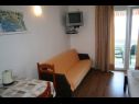 Appartamenti Ivo - sea view; A1(2+2), A3(2+2), A5(4), SA4(2+1), SA2(2+1) Pisak - Riviera Omis  - Studio appartamento - SA2(2+1): il soggiorno