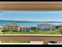 Appartamenti Kosta - 150 m from beach: A1(3), A3(4+1), A4 Kat (2+1) Kustici - Isola di Pag  - Appartamento - A4 Kat (2+1): lo sguardo dalla terrazza