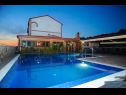Appartamenti BRANO - with swimming pool A9(8+2), A10(4+2), SA11(5), SA12(5) Novalja - Isola di Pag  - la casa