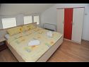 Appartamenti BRANO - with swimming pool A9(8+2), A10(4+2), SA11(5), SA12(5) Novalja - Isola di Pag  - Appartamento - A10(4+2): la camera da letto
