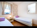Appartamenti San - comfortable and great location: A1(4), A2(2+2), A3(2+2) Povljana - Isola di Pag  - Appartamento - A1(4): la camera da letto