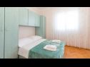 Appartamenti Jope - 60 m from beach: A1(4), A2(4), A3(4+2), A4(6+1), A5(4), A6(2), A7(2+1), A8(2+1), SA9(2), SA10(2), SA11(2) Stara Novalja - Isola di Pag  - Appartamento - A4(6+1): la camera da letto