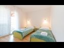 Appartamenti Jope - 60 m from beach: A1(4), A2(4), A3(4+2), A4(6+1), A5(4), A6(2), A7(2+1), A8(2+1), SA9(2), SA10(2), SA11(2) Stara Novalja - Isola di Pag  - Appartamento - A4(6+1): la camera da letto