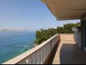 Appartamenti Grand view - 2m from the beach : A1(6) Stara Novalja - Isola di Pag  - Appartamento - A1(6): la terrazza