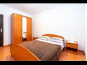 Appartamenti Per - 10 m from sea: A1-Veliki(8) Stara Novalja - Isola di Pag  - Appartamento - A1-Veliki(8): la camera da letto