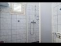Appartamenti Krešo - 100 m from sea A1 desni(4), A2 lijevi(5), A3(2) Tkon - Isola di Pasman  - Appartamento - A1 desni(4): il bagno con la toilette