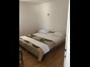 Appartamenti Mime - quiet place: A1(4+1) Tkon - Isola di Pasman  - Appartamento - A1(4+1): la camera da letto