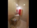 Appartamenti Rosa- 30m from beach A1(2), SA2(2) Orebic - Peninsola di Peljesac  - Studio appartamento - SA2(2): il bagno con la toilette