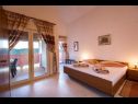 Appartamenti Davorka - with sea view: A1(4+1), A2(4+1) Kampor - Isola di Rab  - Appartamento - A1(4+1): la camera da letto