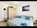 Appartamenti Adria - seafront & seaview: A1 Adriana (2+1), A2 Enzo (2+1) Lukovo Sugarje - Riviera Senj  - Appartamento - A2 Enzo (2+1): la camera da letto