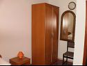 Appartamenti Vito - 10 m from sea: A1(4), A2(4) Brodarica - Riviera Sibenik  - Appartamento - A1(4): la camera da letto