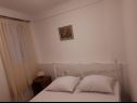Appartamenti Vito - 10 m from sea: A1(4), A2(4) Brodarica - Riviera Sibenik  - Appartamento - A2(4): la camera da letto