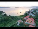 Appartamenti Njoko - sea view & private parking: A1(2+2), A2(3+2) Sepurine (Isola di Prvic) - Riviera Sibenik  - la casa