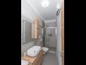 Appartamenti Ivan - with jacuzzi A1(4+1) Sibenik - Riviera Sibenik  - Appartamento - A1(4+1): il bagno con la toilette