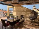 Appartamenti Ivica - 300 m from sea: A1(6) Tribunj - Riviera Sibenik  - Appartamento - A1(6): la terrazza
