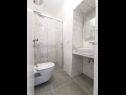 Appartamenti Kate - 200 m from beach: A1(2), A2(4+1), SA3(2), A4(6+1) Vodice - Riviera Sibenik  - Studio appartamento - SA3(2): il bagno con la toilette