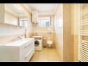 Appartamenti Goge - modern: A1(6), A2(5) Vodice - Riviera Sibenik  - Appartamento - A1(6): il bagno con la toilette