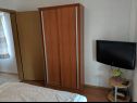Appartamenti Jak - parking and BBQ: A1(2), A2(2), A3(4) Vodice - Riviera Sibenik  - Appartamento - A3(4): la camera da letto