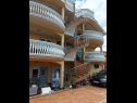 Appartamenti Ani - modern: A1 prizemlje(2+2), A2 I kat(2+2), A3 II kat(2+2), A4-Klaudija(4+1) Vodice - Riviera Sibenik  - la casa