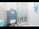 Appartamenti Big blue - terrace lounge: A1(4) Vodice - Riviera Sibenik  - Appartamento - A1(4): il bagno con la toilette