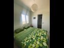 Appartamenti Modesty - comfortable : A1(4) Necujam - Isola di Solta  - Appartamento - A1(4): la camera da letto