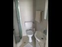 Appartamenti Zlatko Slobodan - by sea: A1(4), SA2(3) Stomorska - Isola di Solta  - Appartamento - A1(4): il bagno con la toilette