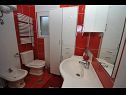 Appartamenti Ivica - parking: A1(4+2), A2(4+1) Kastel Gomilica - Riviera Split  - Appartamento - A1(4+2): il bagno con la toilette