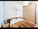 Appartamenti Knez 1 - 50 m from beach: A3(4) Podstrana - Riviera Split  - Appartamento - A3(4): la camera da letto