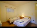Appartamenti Marija - 120 m from the beach : A1(4+1), SA3(2) Podstrana - Riviera Split  - Studio appartamento - SA3(2): la camera da letto