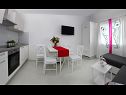 Appartamenti Anamarija - garden terrace : A1(4) Split - Riviera Split  - Appartamento - A1(4): la cucina con la sala da pranzo
