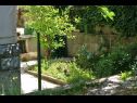 Appartamenti Brane - great location & garden terrace: A1(6+1) Split - Riviera Split  - il cortile