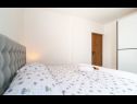 Appartamenti Tom - with hot tub: A1(6) Split - Riviera Split  - Appartamento - A1(6): la camera da letto